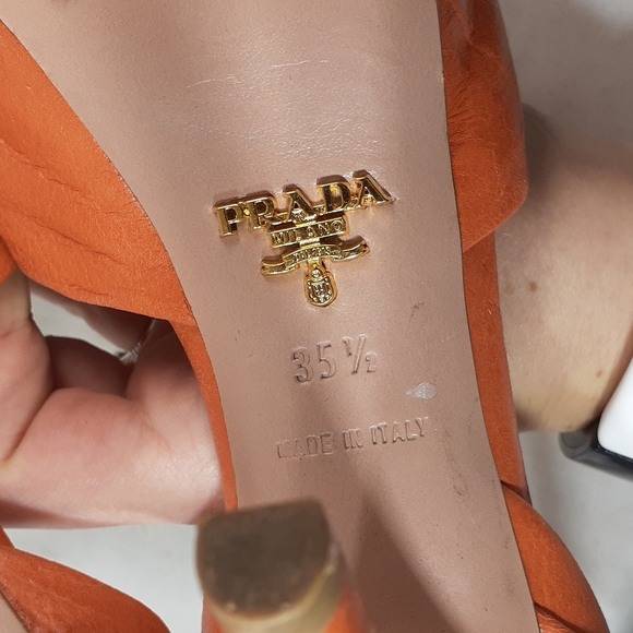 Vintage Prada orange leather platform heels size 35.5 size 5.5 - Picture 15 of 15